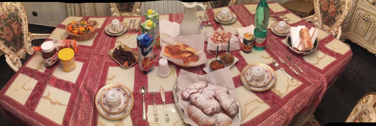 Colazione Da Lolly Bed and Breakfast Napoli Eksteriør billede