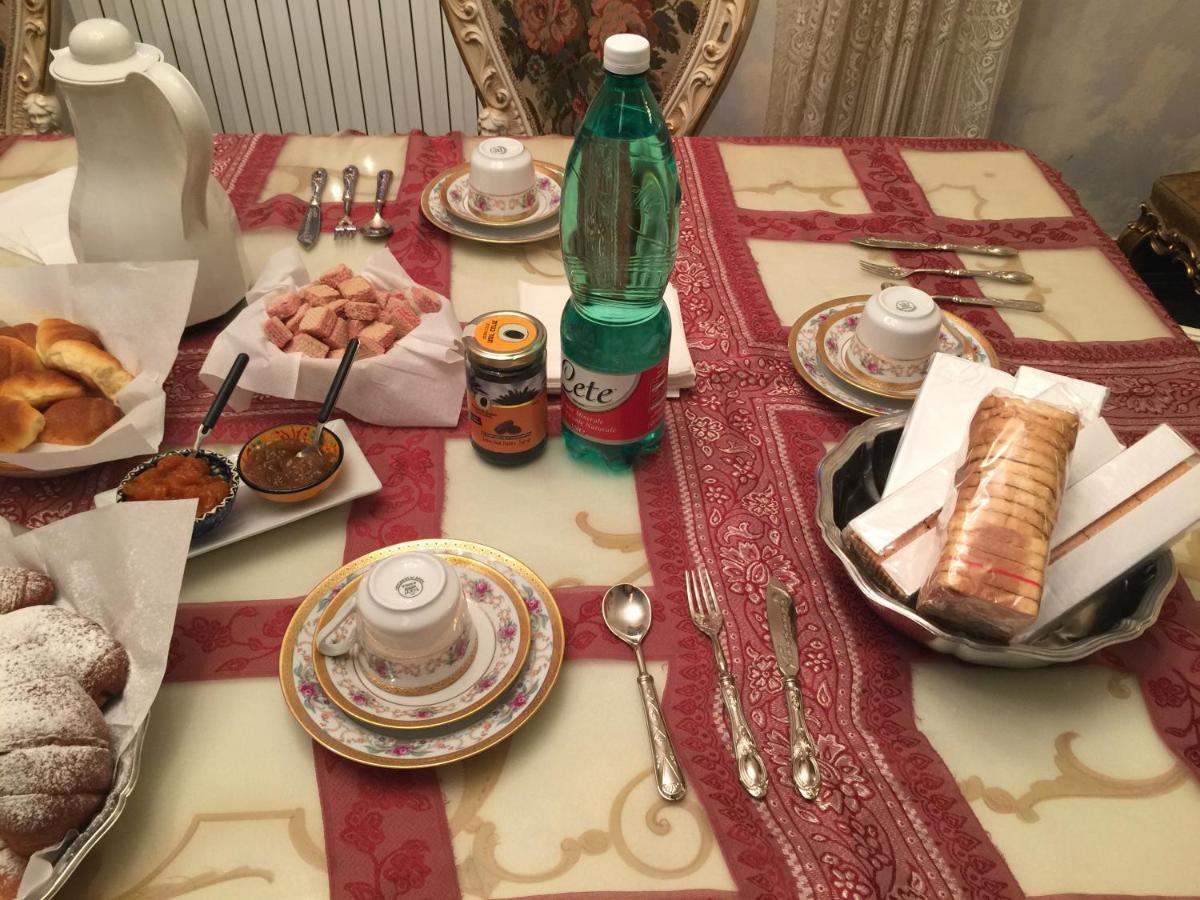 Colazione Da Lolly Bed and Breakfast Napoli Eksteriør billede