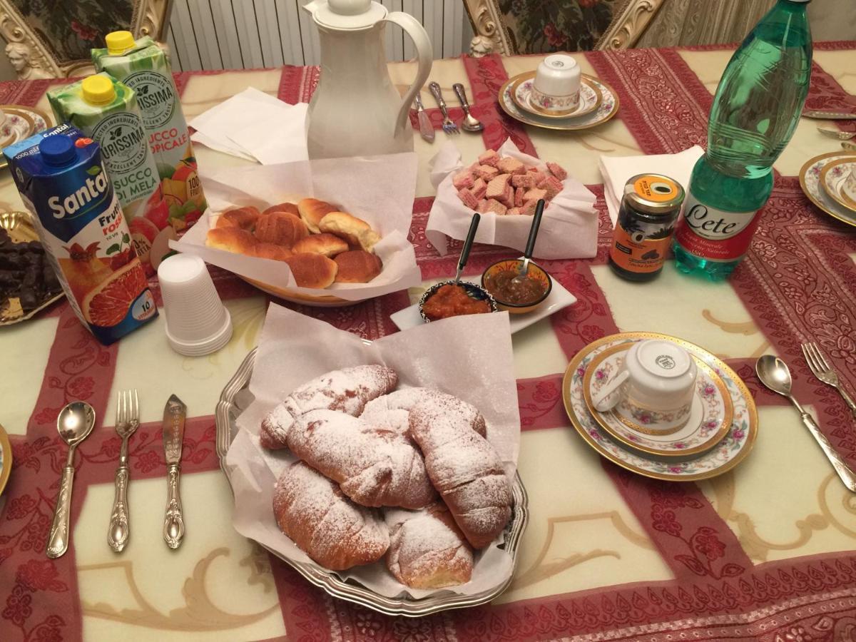 Colazione Da Lolly Bed and Breakfast Napoli Eksteriør billede